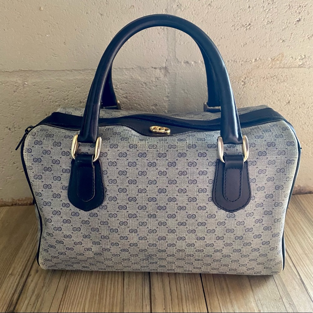 authentic vintage Gucci monogram navy blue purse